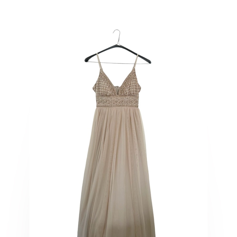 Speechless formal beige dress